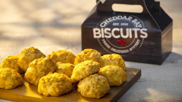 One Dozen Cheddar Bay Biscuits®